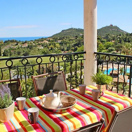 Cap Esterel Village - 2 Pieces Mer Terrasse - C4 - 306la *